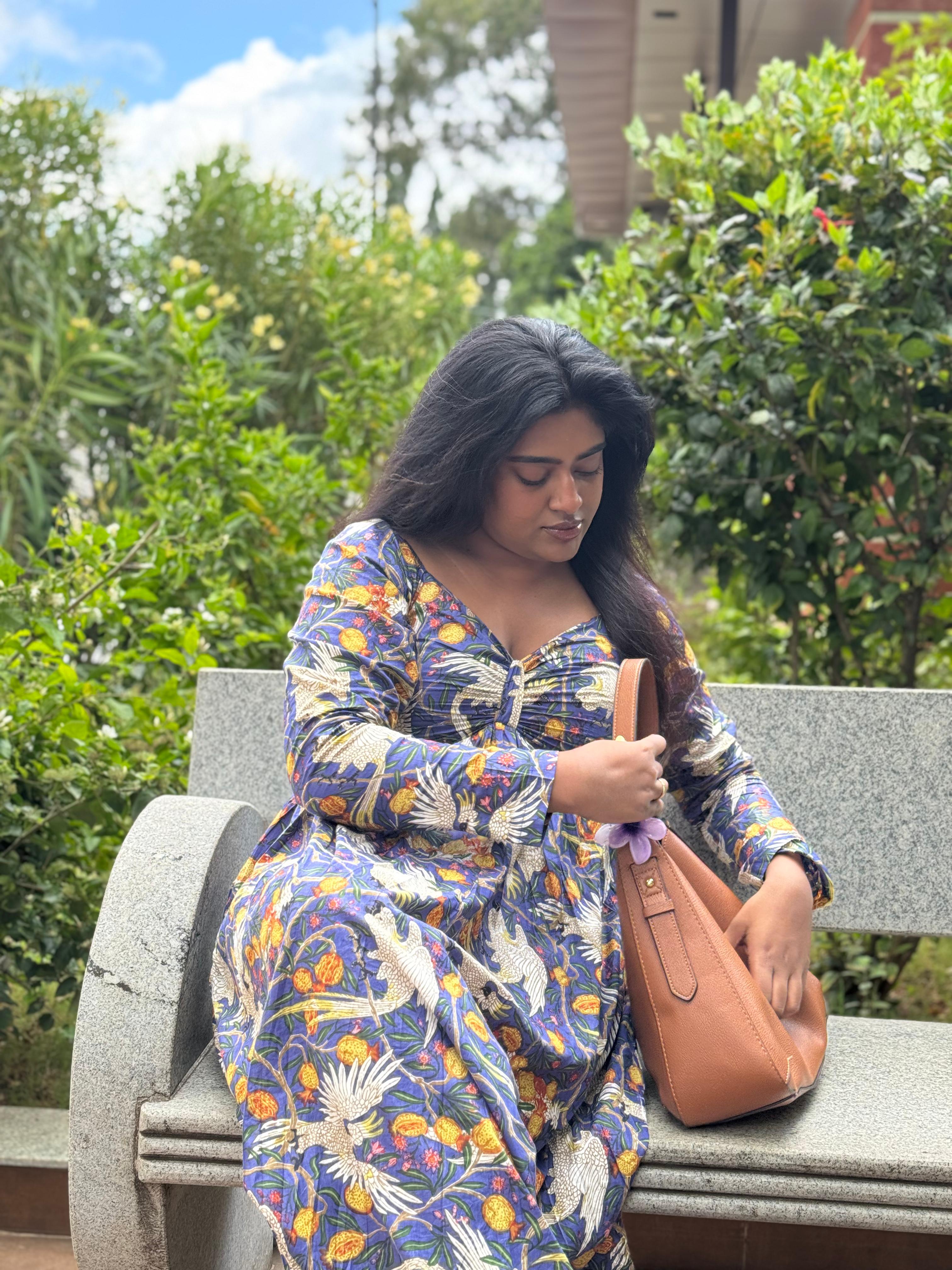 Full sleeves blue midi dress